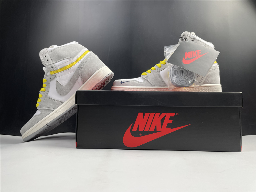 Jordan 1 High Switch Light Smoke CW6576-100