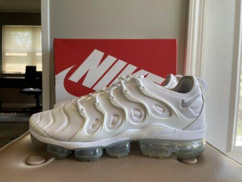 Nike Air VaporMax Plus White 924453-100