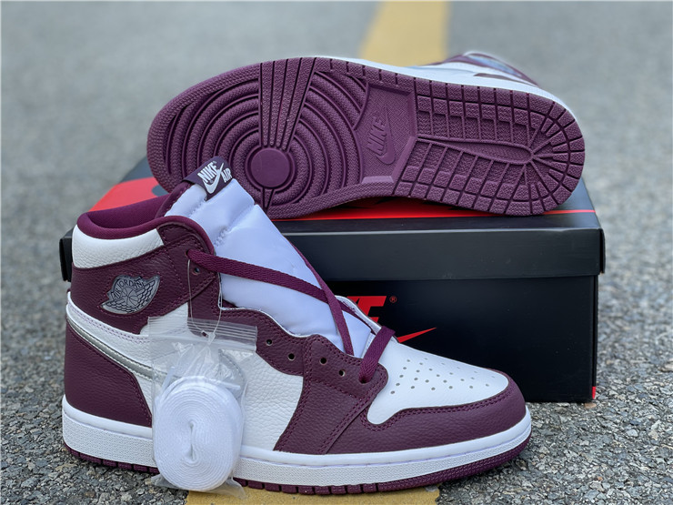 Jordan 1 Retro High OG Bordeaux 555088-611