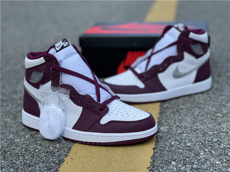 Jordan 1 Retro High OG Bordeaux 555088-611