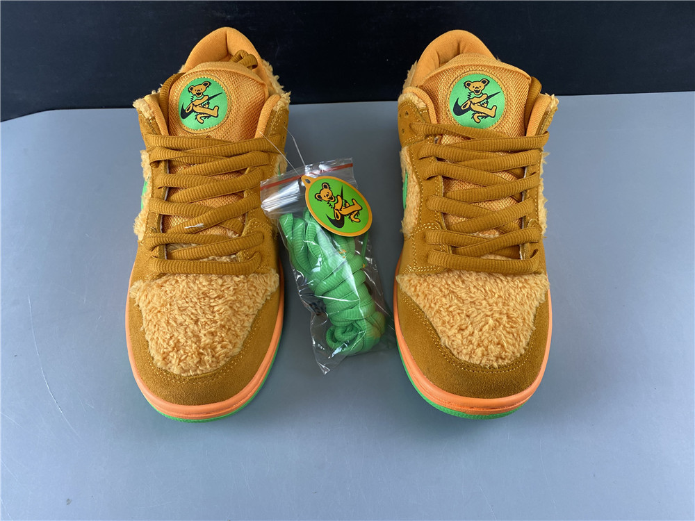 Nike SB Dunk Low Grateful Dead Bears Orange  CJ5378-800