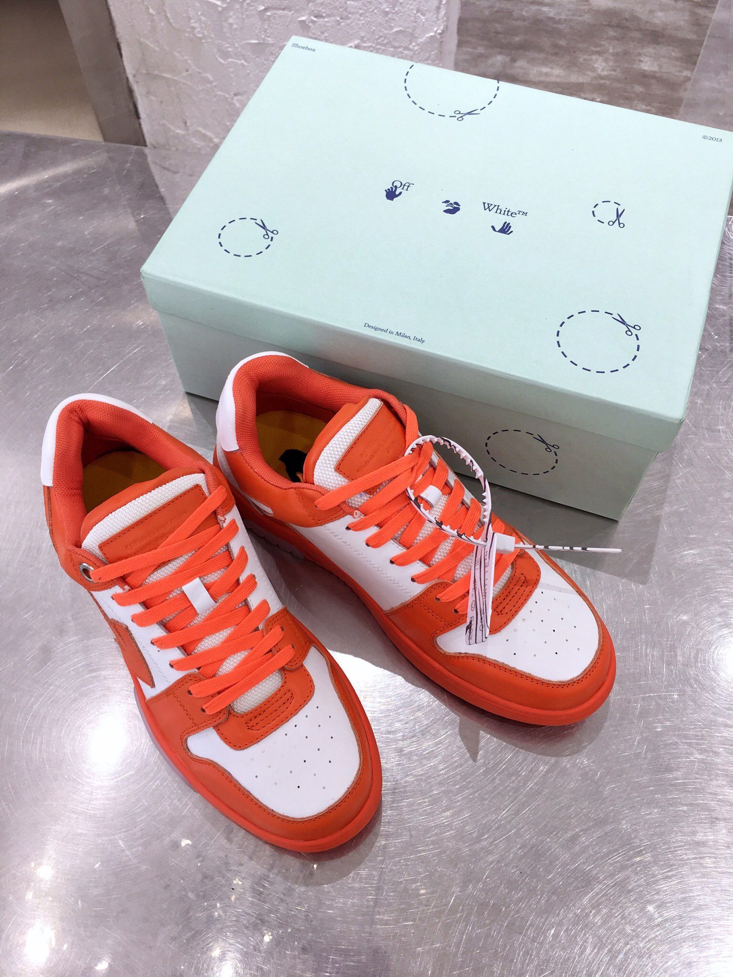 OFF-WHITE OOO Low Out of Office Red White  OMIA189R21LEA0012501