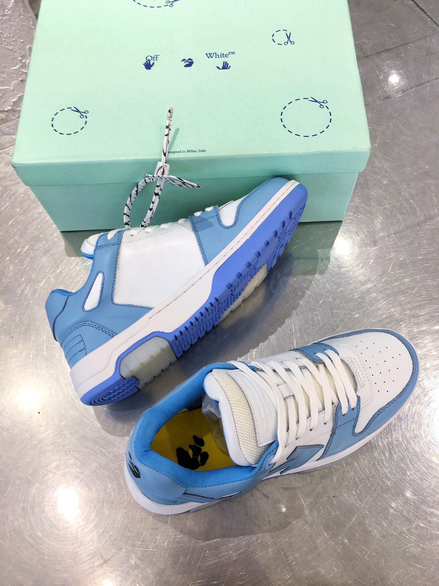 OFF-WHITE OOO Low Out Of Office White Light Blue