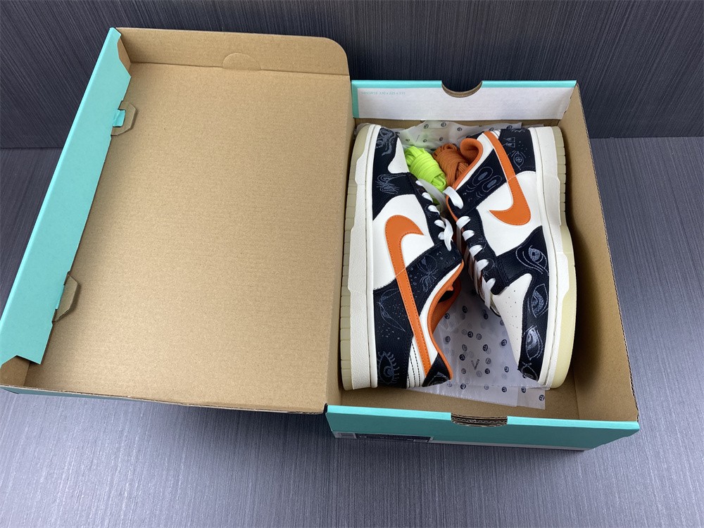 Nike Dunk Low PRM Halloween (2021) DD3357-100