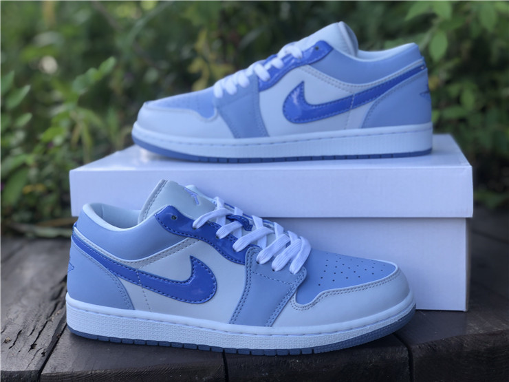 Jordan 1 Low SE Mighty Swooshers DM5442-040