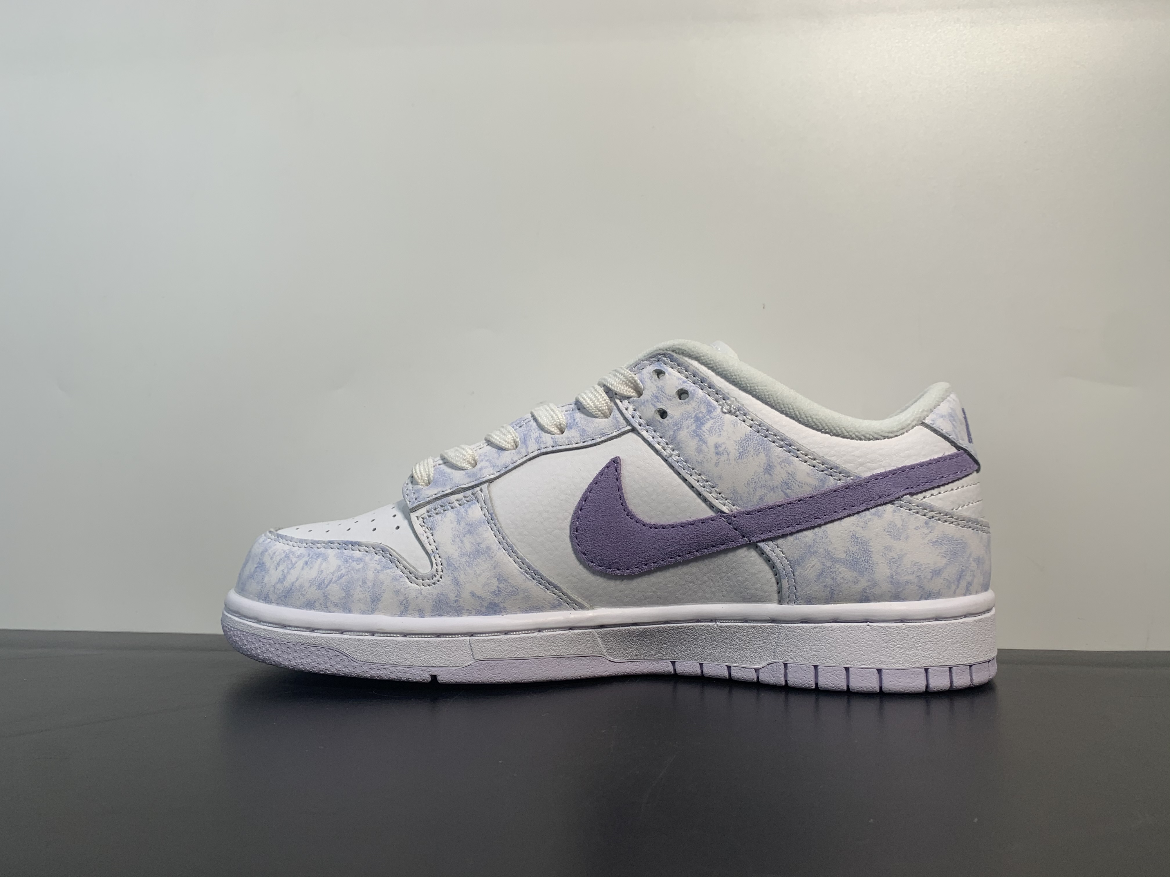 Nike Dunk Low Purple Pulse  DM9467-500