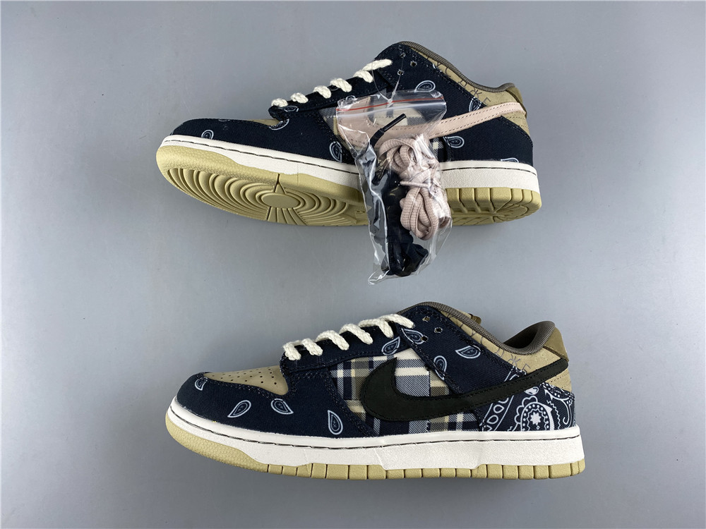 Nike SB Dunk Low Travis Scott CT5053-001