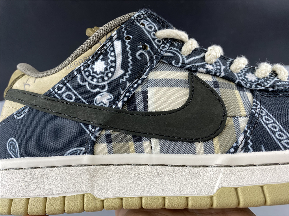 Nike SB Dunk Low Travis Scott CT5053-001