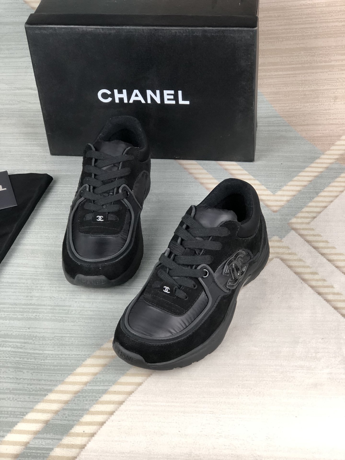 Chane1 sneakers 2021102201