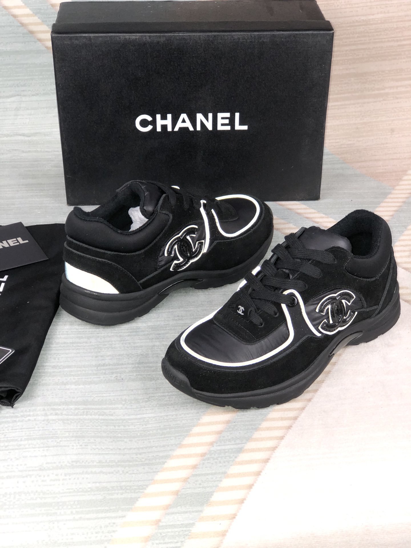 Chane1 sneakers 2021102201