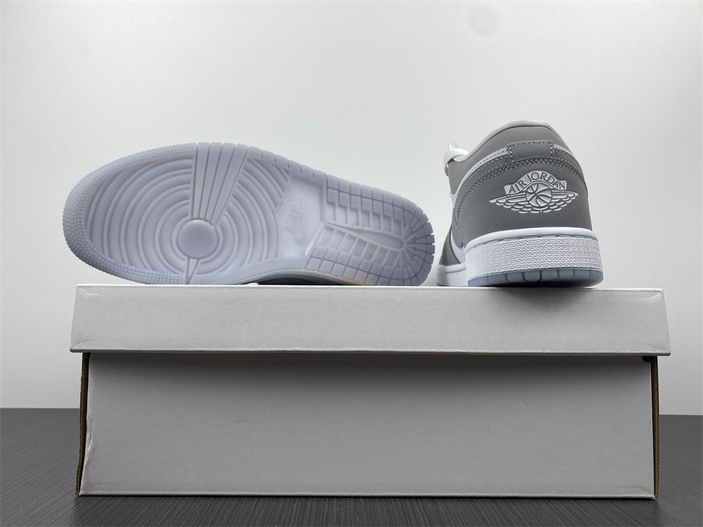 Jordan 1 Low Wolf Grey (W) DC0774-105