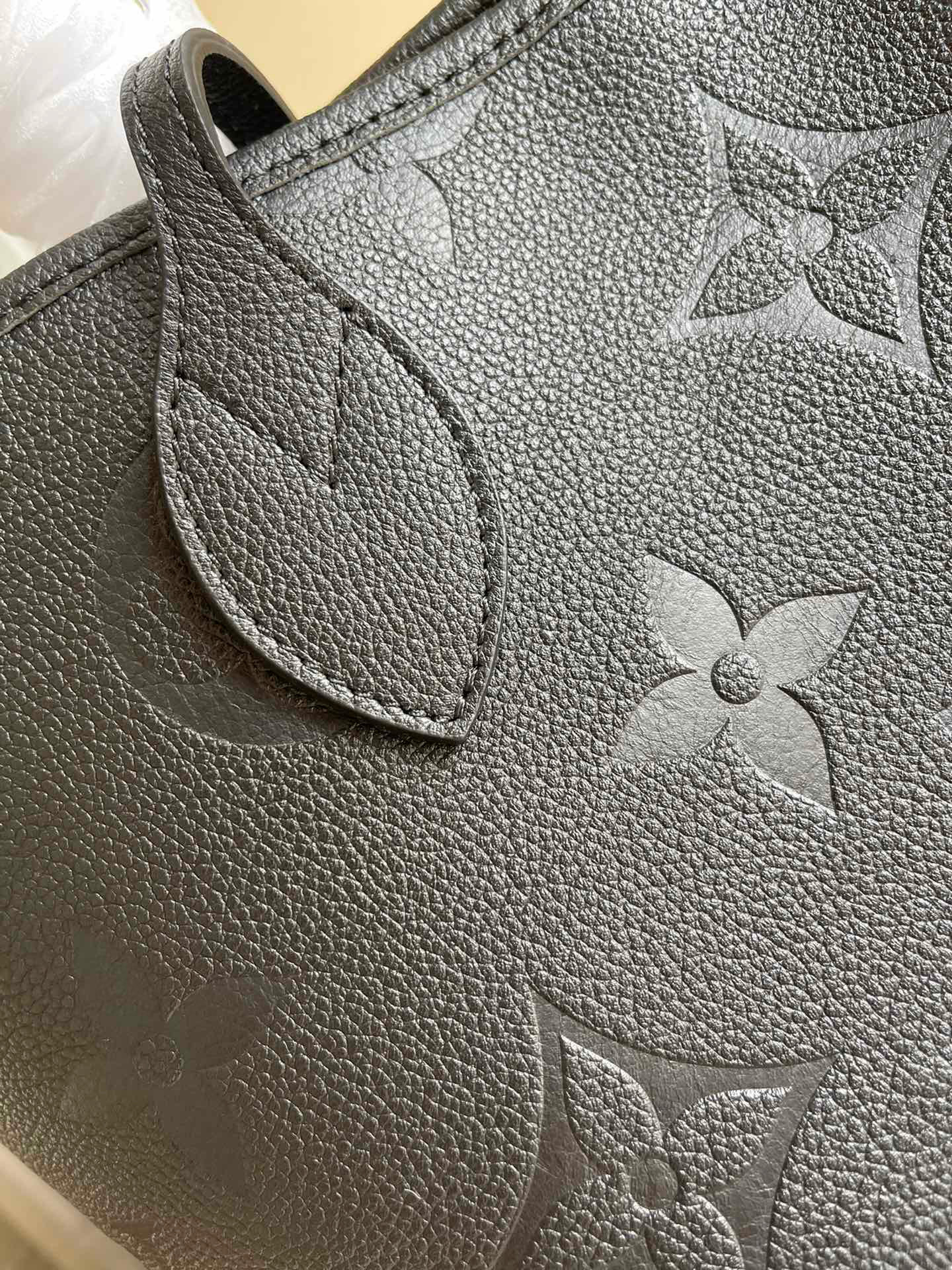 L0u1s Vu1tton Neverfull MM Black M45685 32x29x17cm