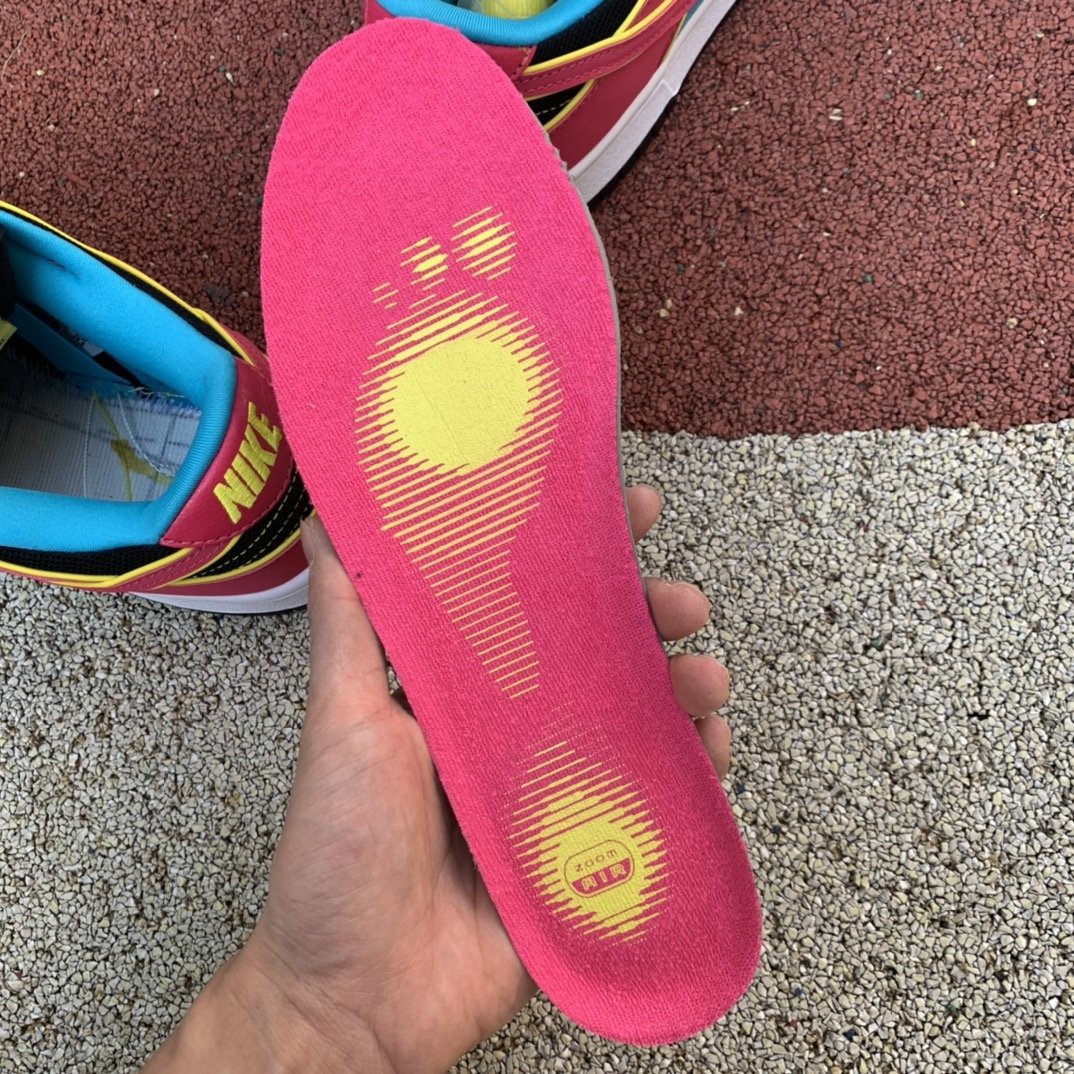 Nike Dunk SB Low Ms. Pacman 313170-461 hifoot