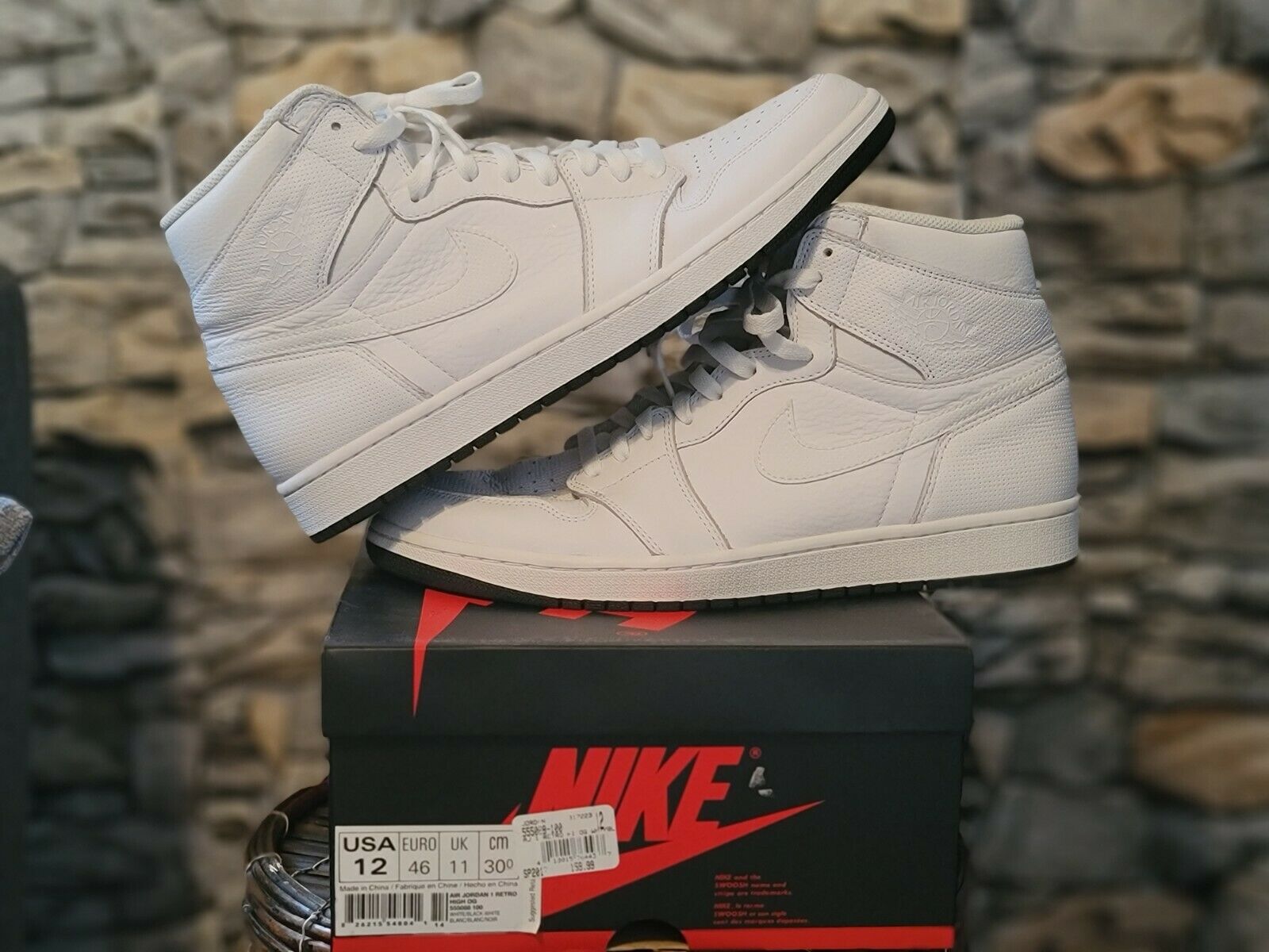 Air Jordan 1 Retro White Perforated 555088-100