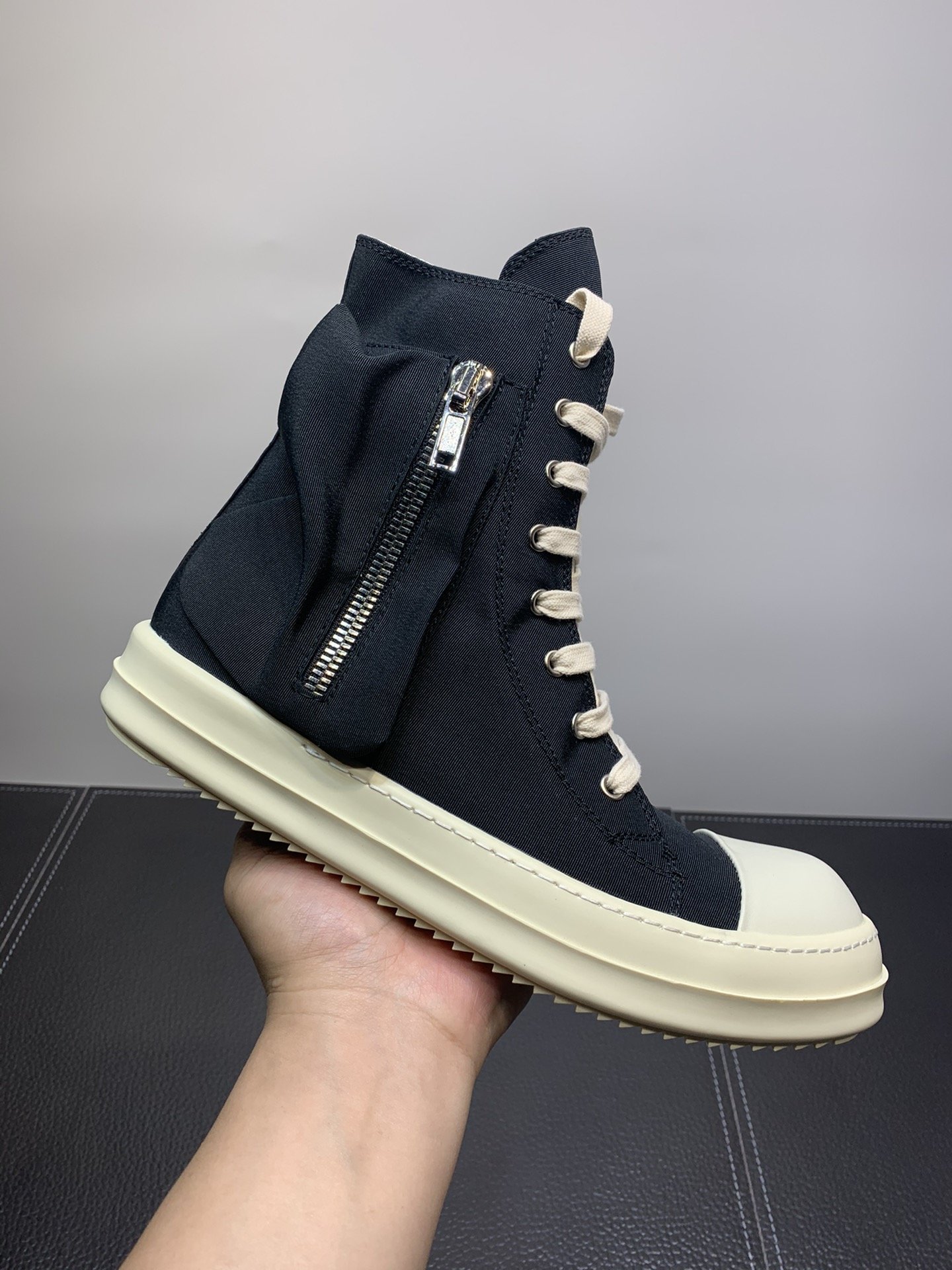 Rick Owens sneaker 2021111201