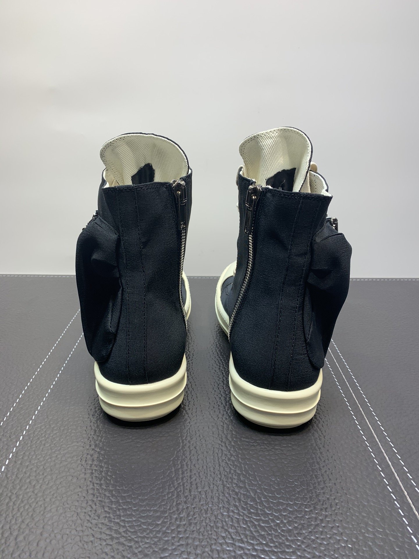 Rick Owens sneaker 2021111201