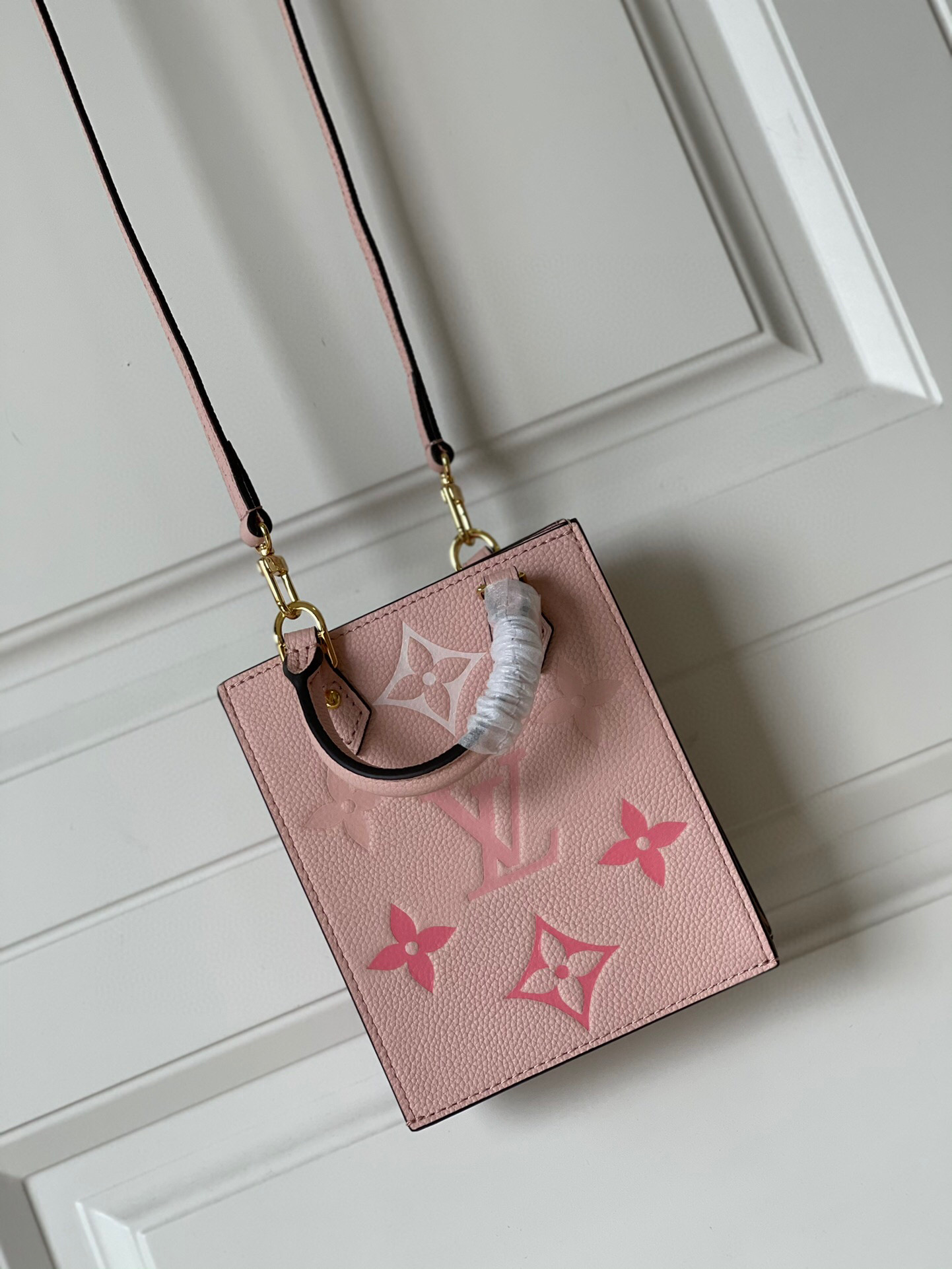 L0u1s Vu1tton Petit Sac Plat pink M69442 14 x 17 x 5cm