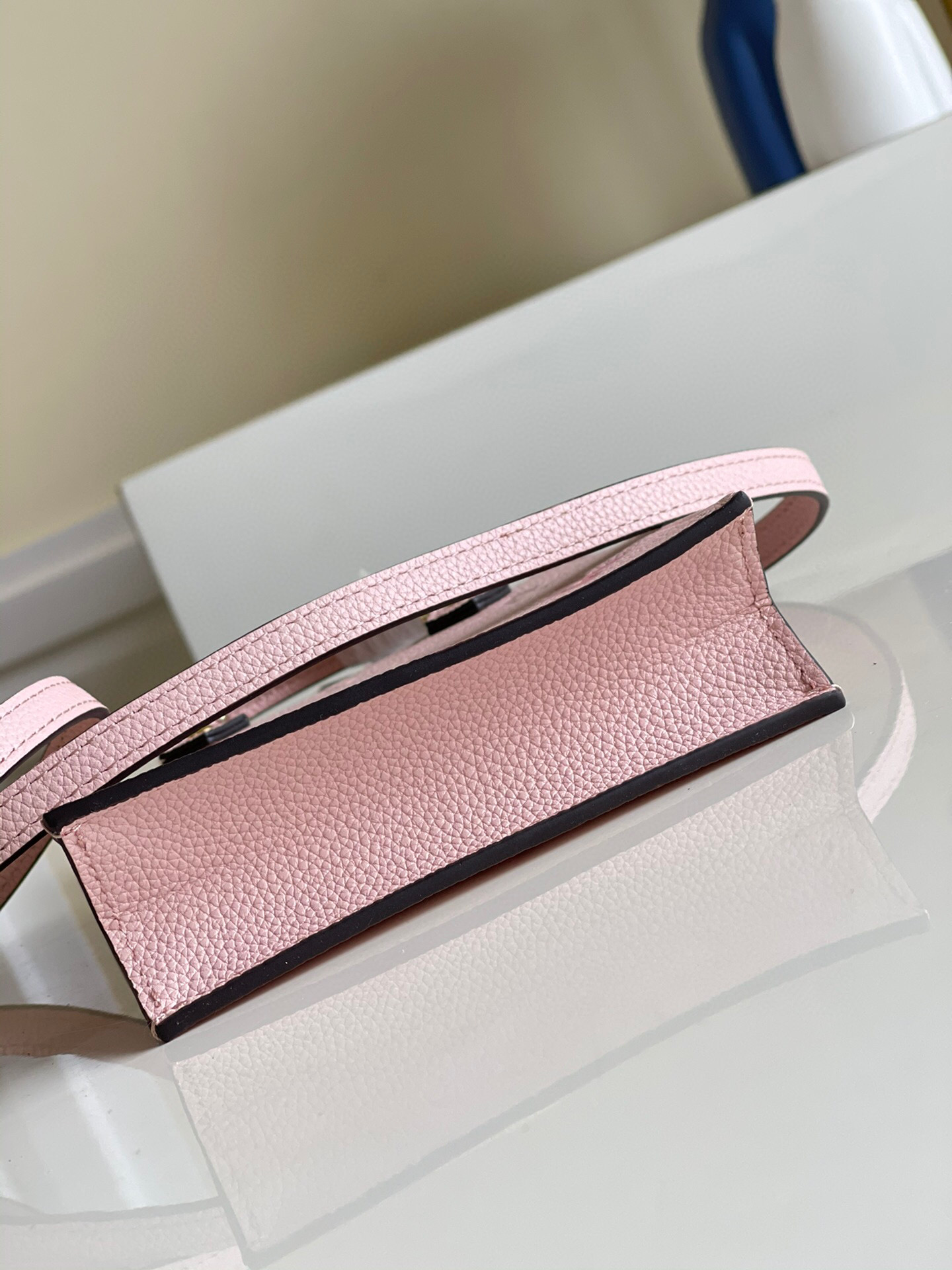 L0u1s Vu1tton Petit Sac Plat pink M69442 14 x 17 x 5cm