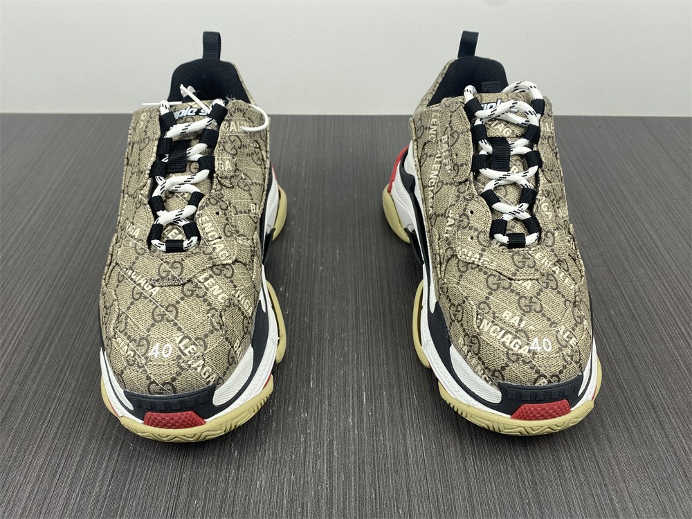 Gvcc1 x Ba1enc1aga The Hacker Project Triple S Beige 681066ULZ10 9795