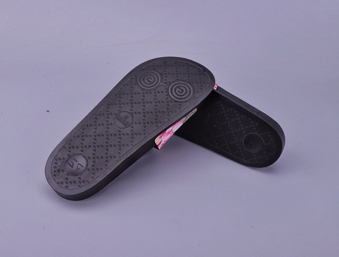 Gvcc1 slippers 2021120901