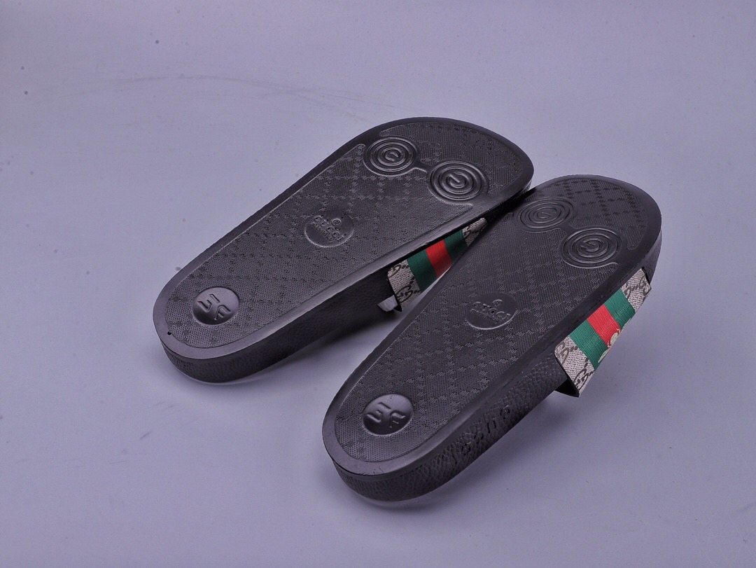 Gvcc1 slippers 2021120902