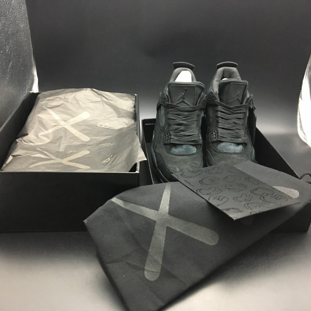 Jordan 4 Retro Kaws Black 930155-001