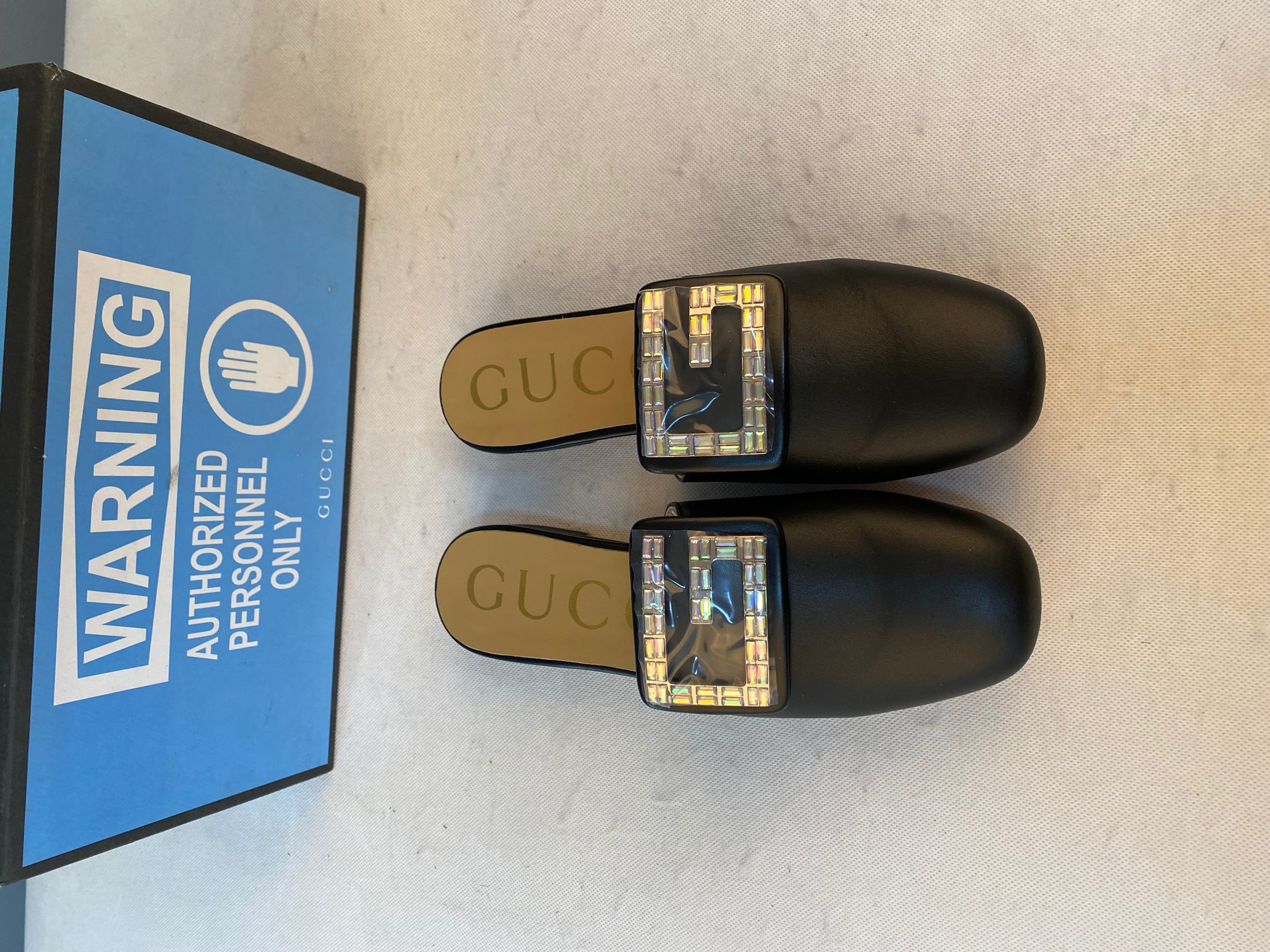 Gvcc1 Sandals 2021122103