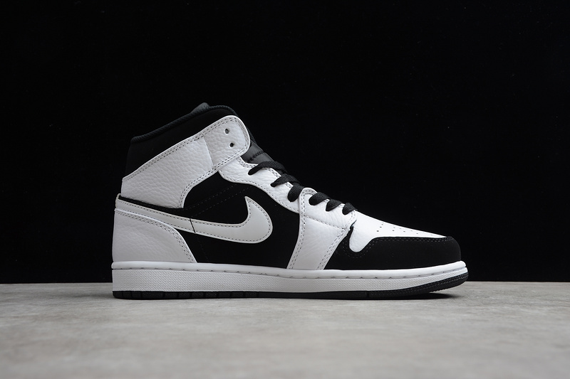 Jordan 1 Mid White Black  554725-113