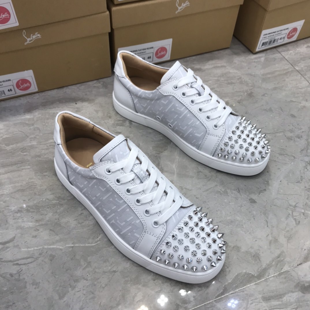 Chr1stian L0ub0utin sneaker 2021122802