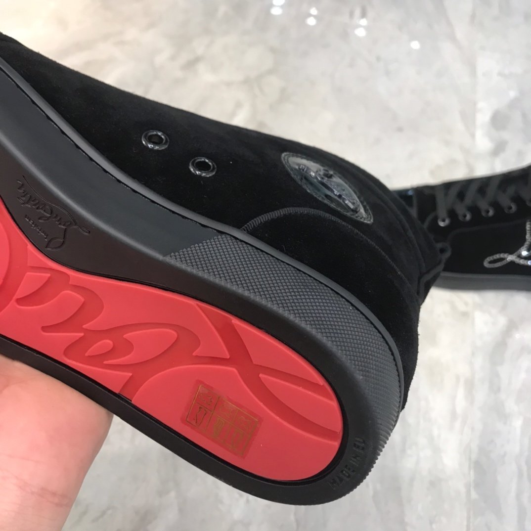 Chr1stian L0ub0utin sneaker 2021122804