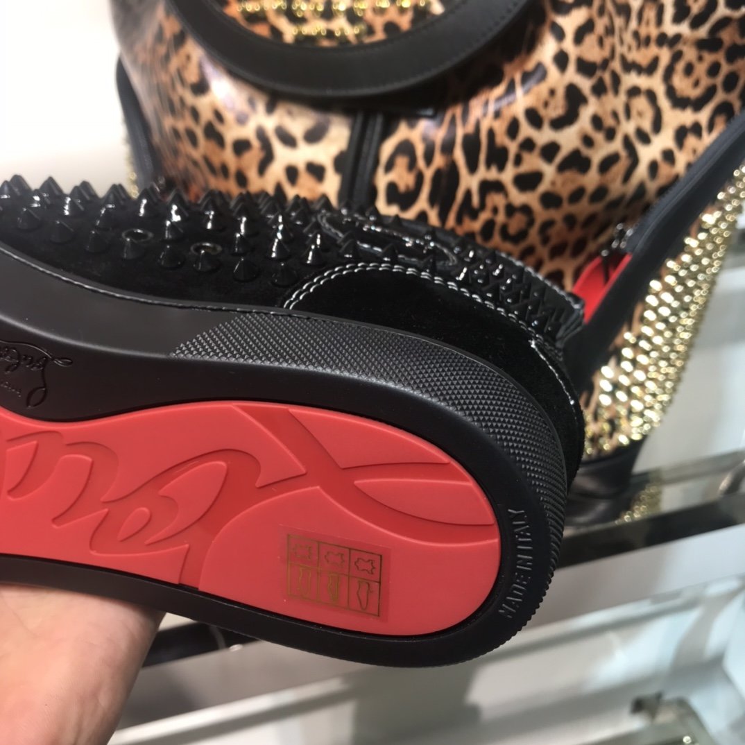 Chr1stian L0ub0utin sneaker 2021122806