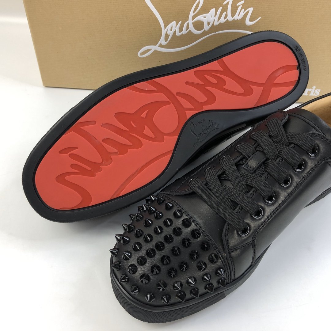 Chr1stian L0ub0utin sneaker 2021122809