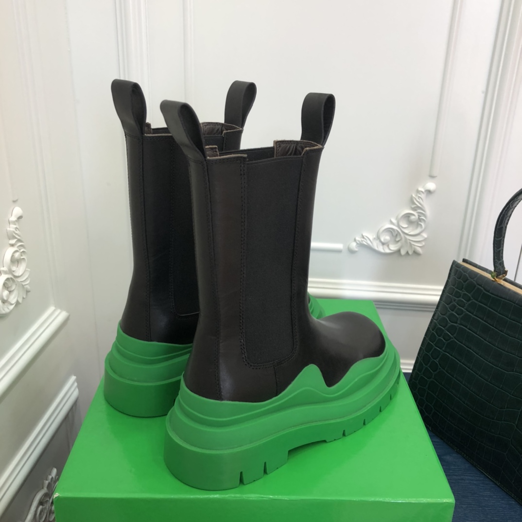 botte9a Ve*ne*ta 2021122801