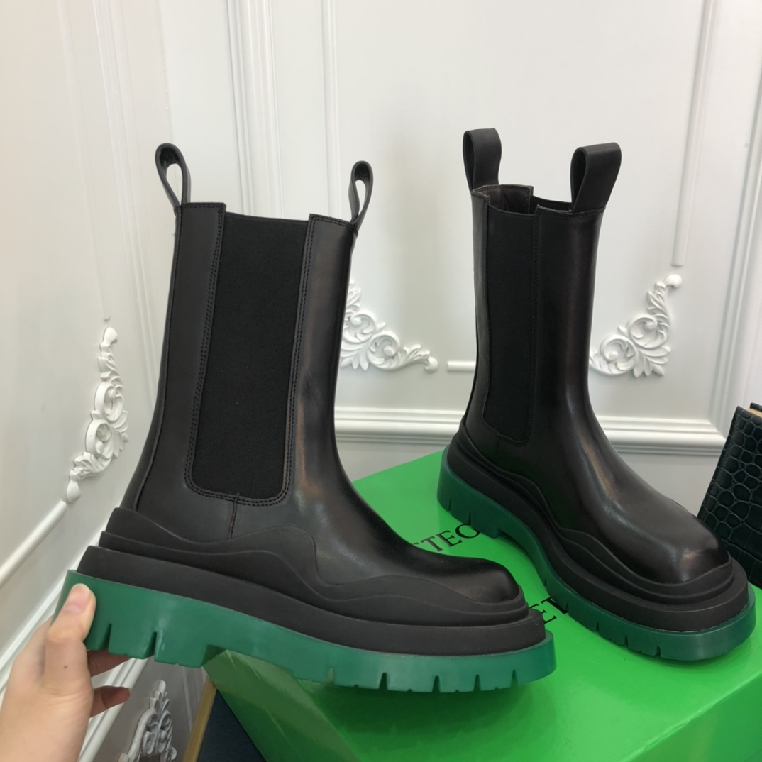 botte9a Ve*ne*ta 2021122802