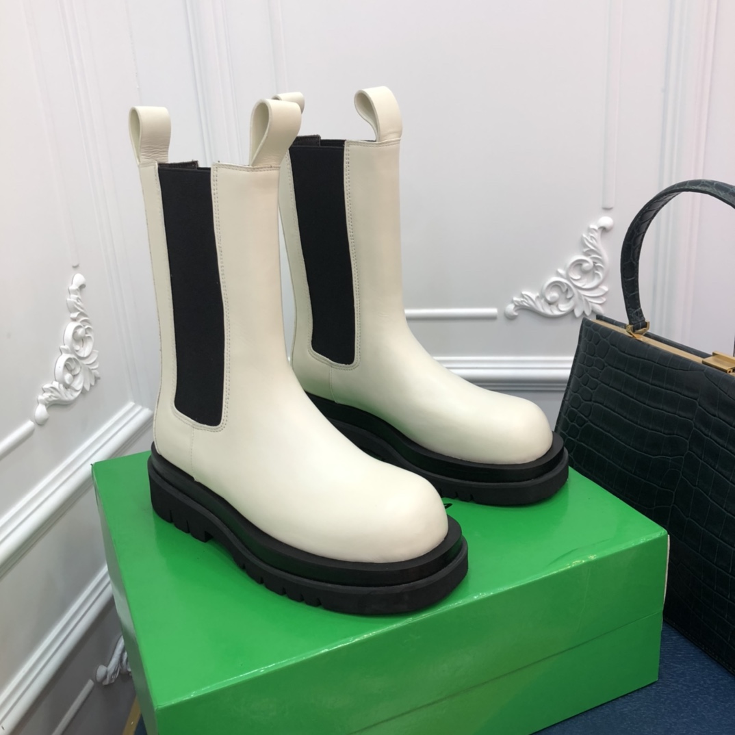 botte9a Ve*ne*ta 2021122803