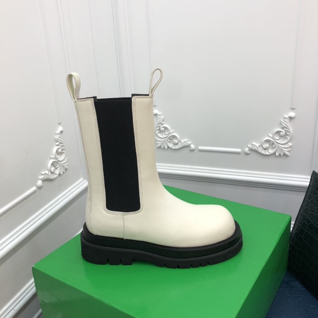 botte9a Ve*ne*ta 2021122803