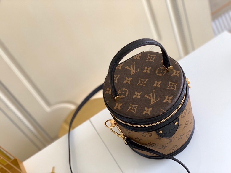 L0u1s Vu1tton Beauty Case Cannes Reverse Monogram Brown M43986