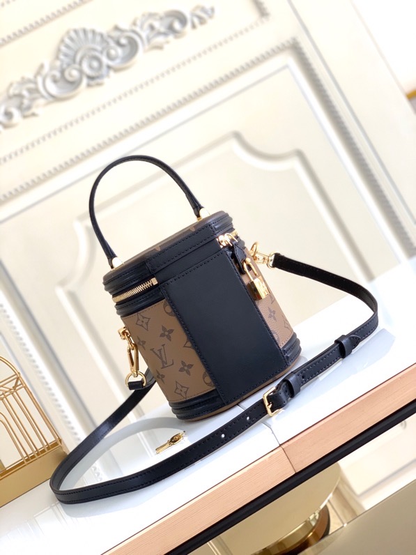 L0u1s Vu1tton Beauty Case Cannes Reverse Monogram Brown M43986