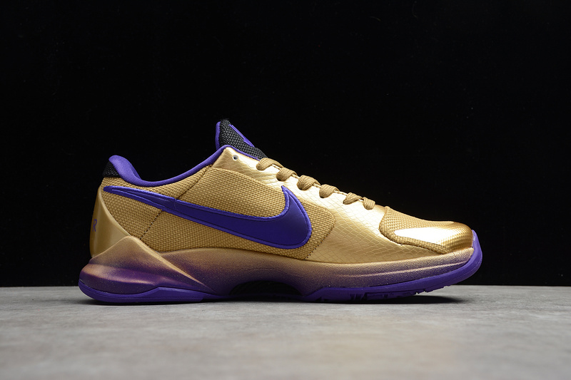 Nike Kobe 5 Protro Undefeated Hall of Fame  DA6809-700