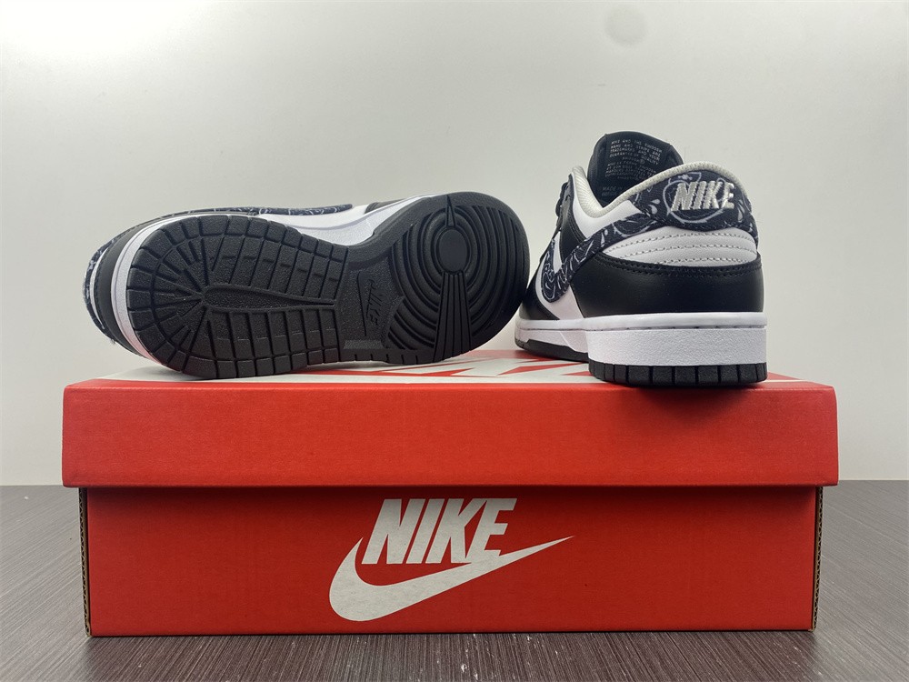 Nike Dunk Low Black Paisley (W)  DH4401-100