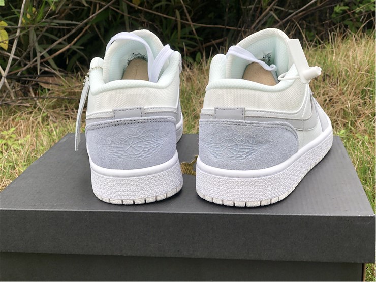 Jordan 1 Low Paris  CV3043-100