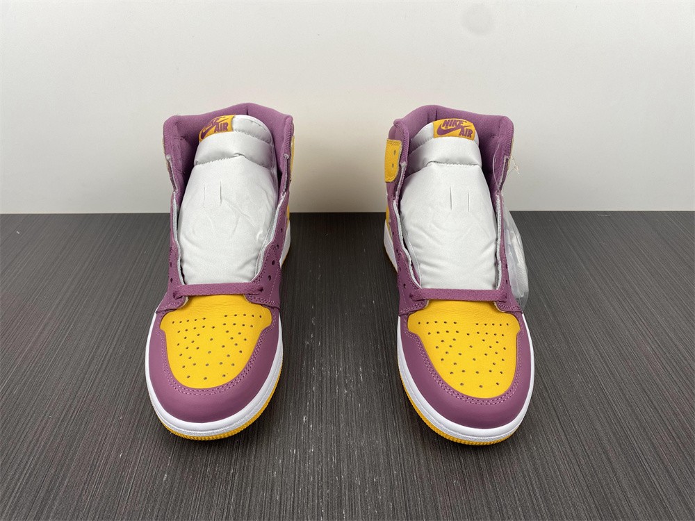Jordan 1 Retro High OG Brotherhood  555088-706