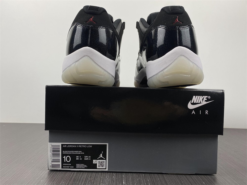 Air Jordan 11 Low 72-10 AV2187-001