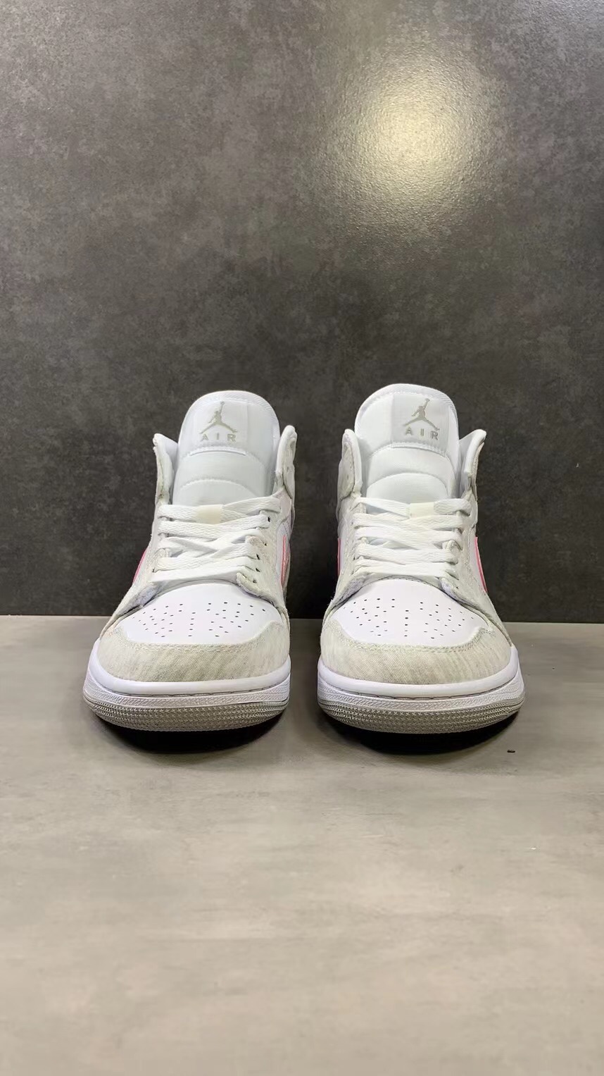 Jordan 1 Mid SE Light Iron Ore (W)  DN4045-001