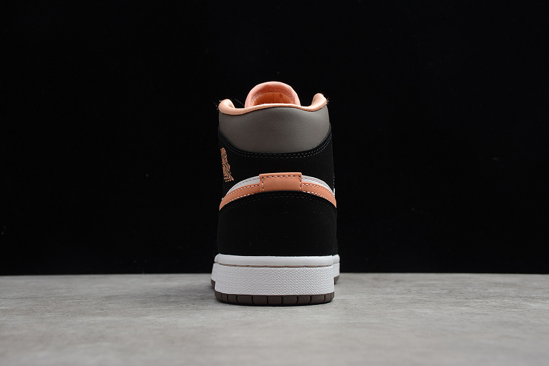 Jordan 1 Mid Peach Mocha (W)  DH0210-100