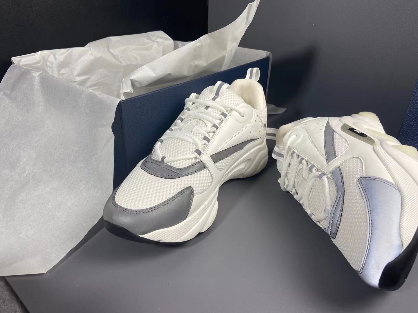 Di0r HOMME B22 all white 2022022101