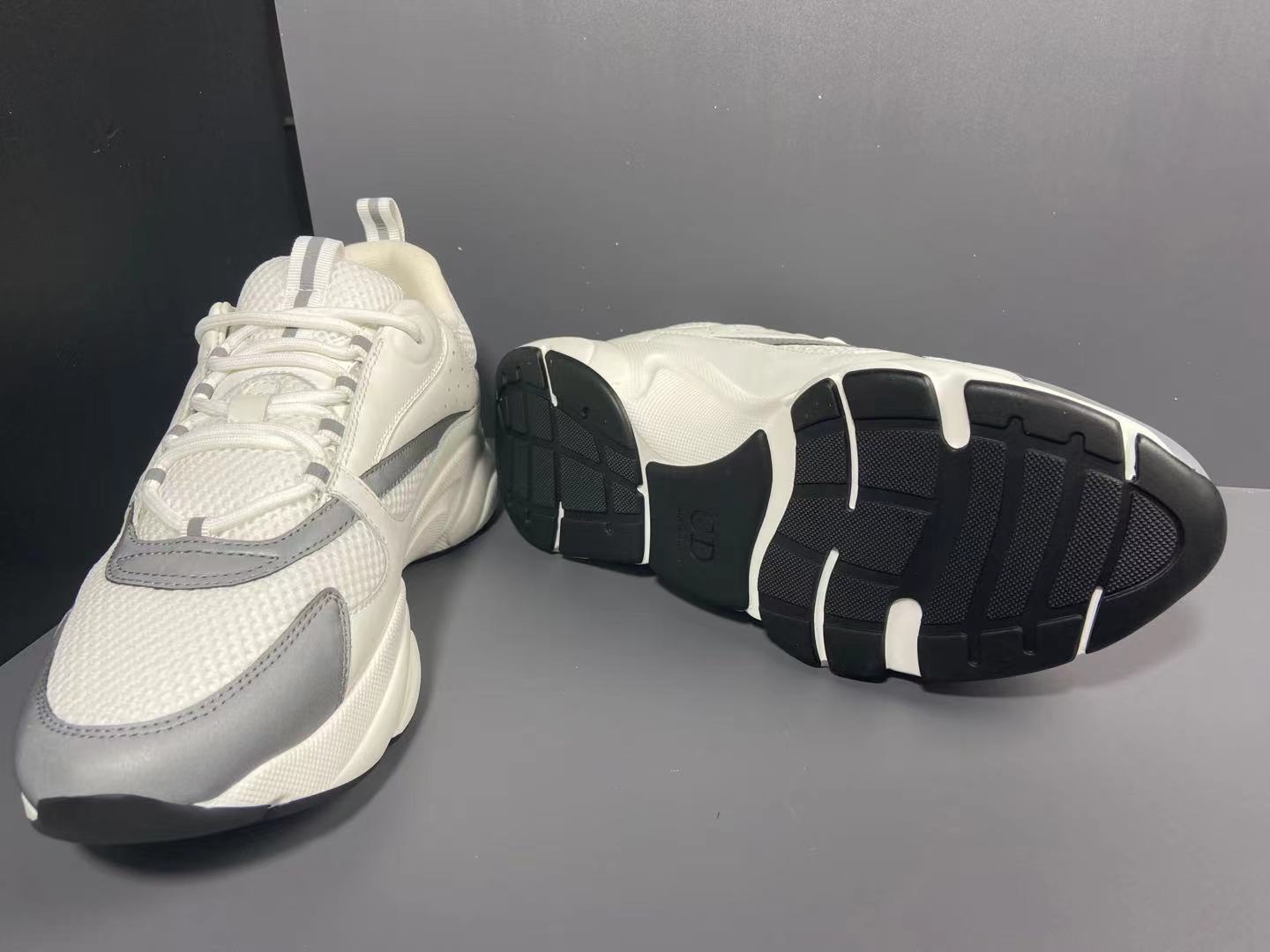 Di0r HOMME B22 all white 2022022101