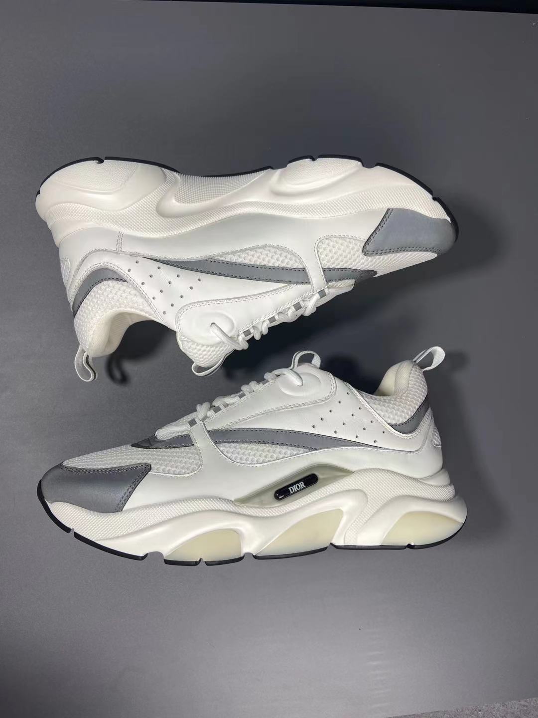 Di0r HOMME B22 all white 2022022101