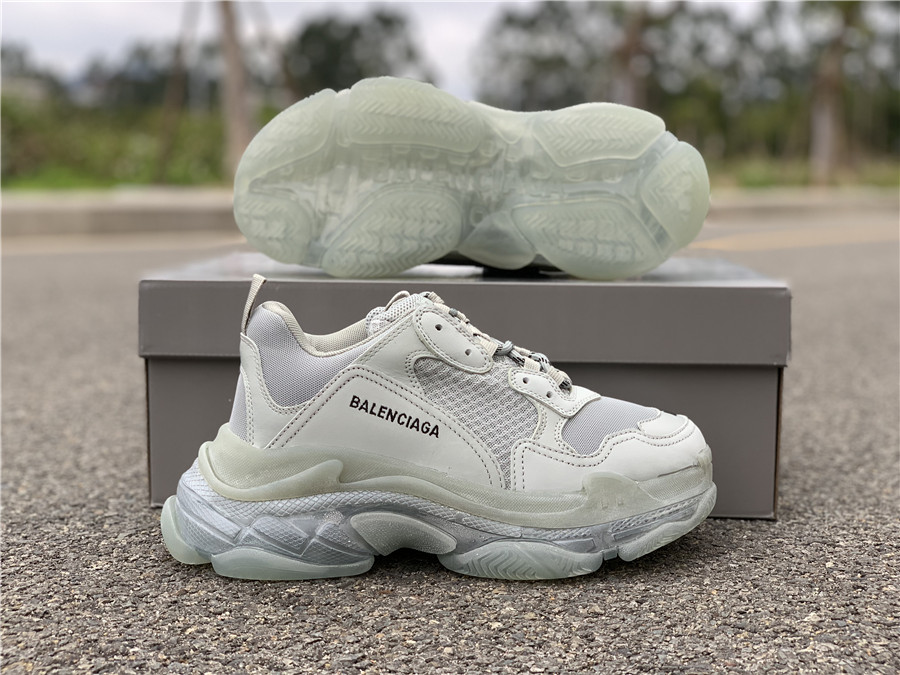 Ba1enc1aga Triple S 2022031101