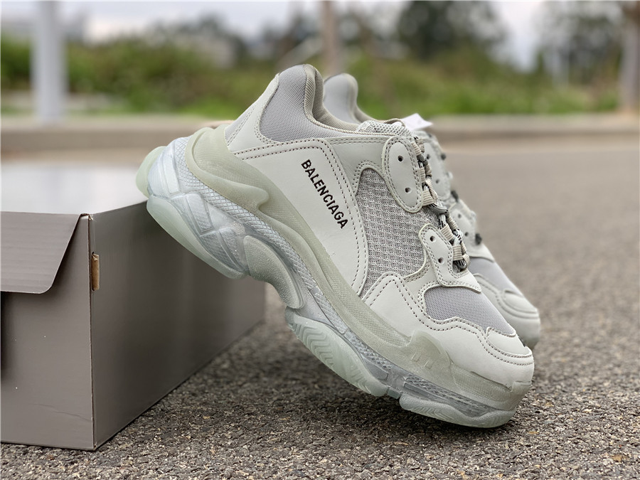 Ba1enc1aga Triple S 2022031101